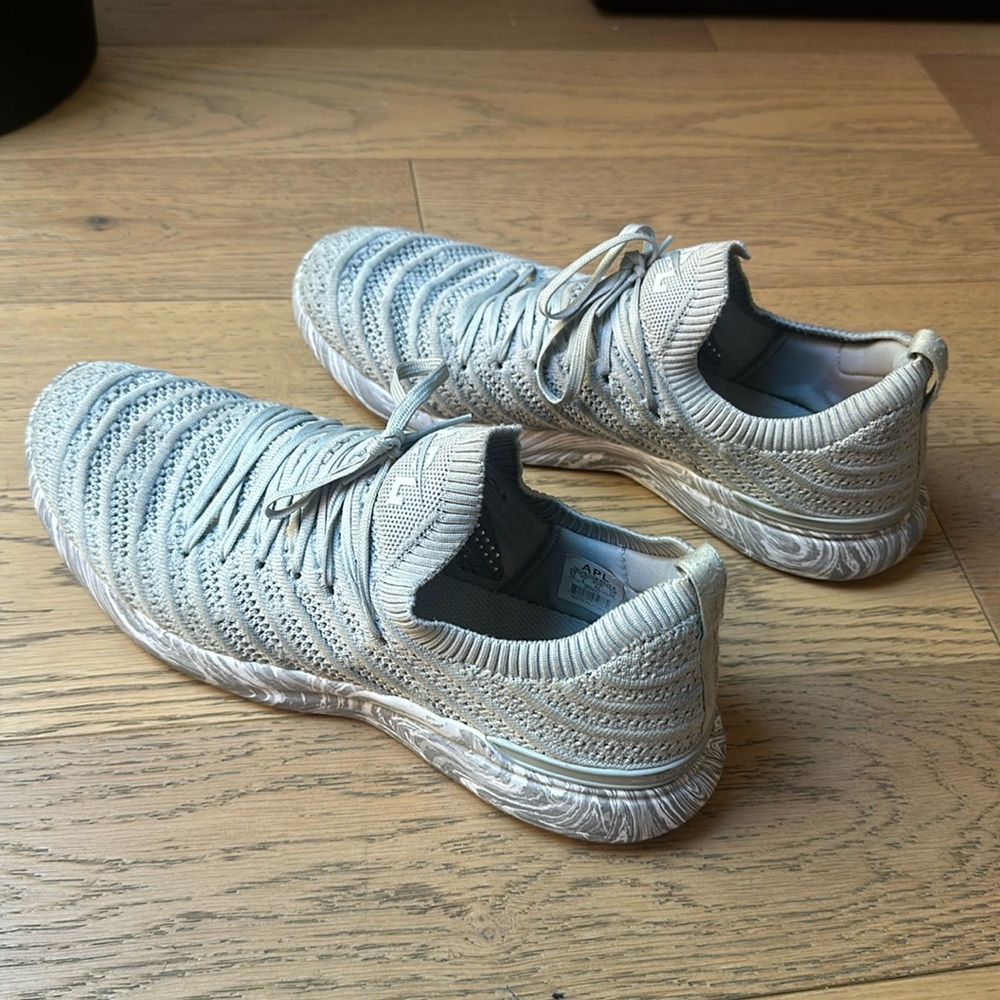 APL Techloom Wave
